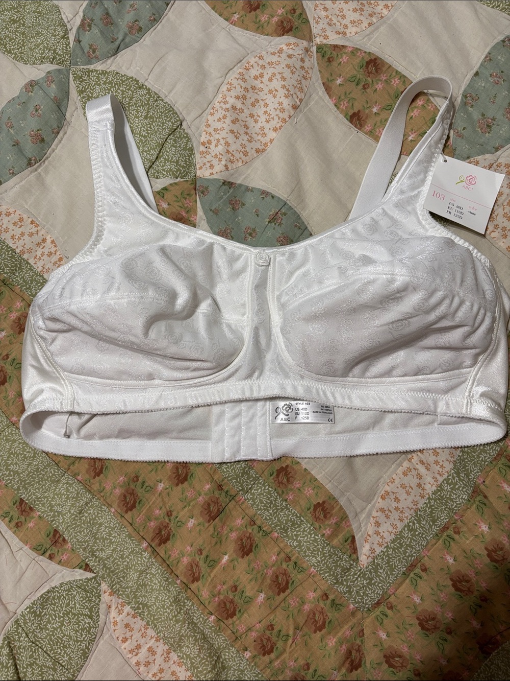 Soft Comfort Non-Wired White Bra with Light Jacquard